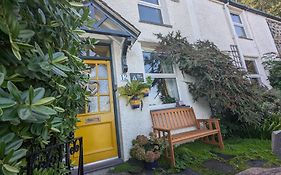 Fantastic Sea Views At Century'S Old Alma'S Cottage - Sleeps Up To 8 Guests