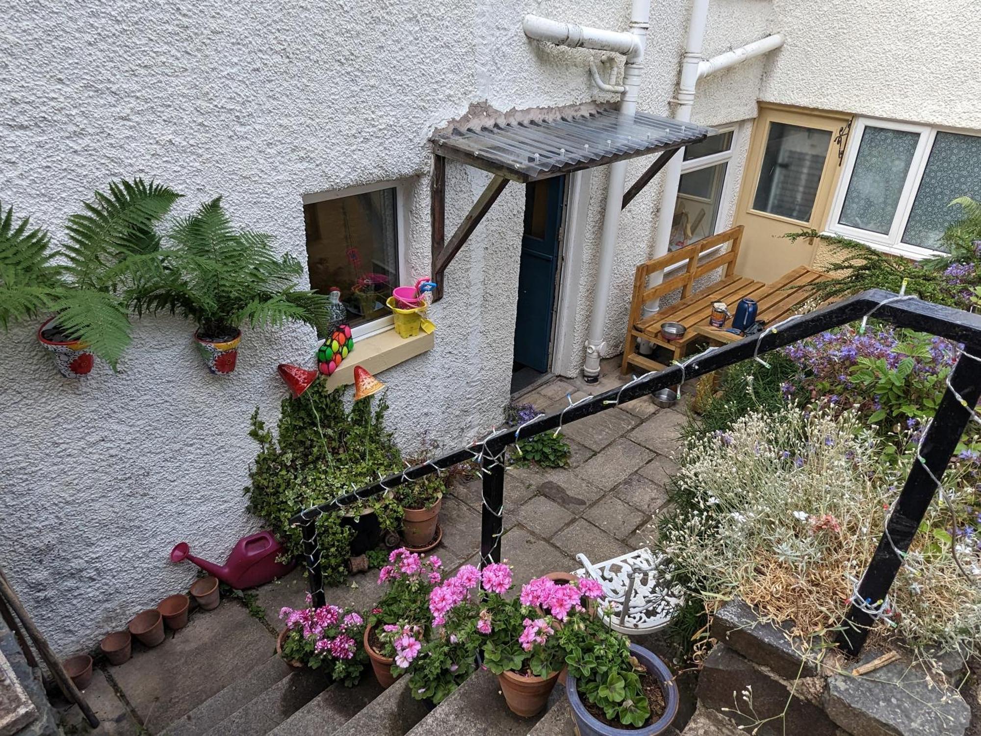 Fantastic Sea Views At Century'S Old Alma'S Cottage - Sleeps Up To 8 Guests Penmaenmawr Exterior photo