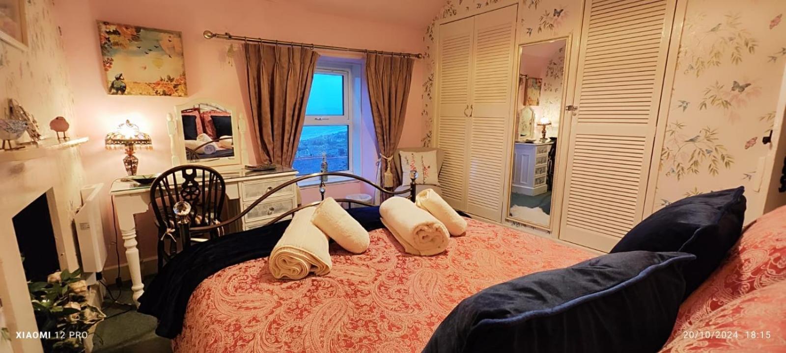 Fantastic Sea Views At Century'S Old Alma'S Cottage - Sleeps Up To 8 Guests Penmaenmawr Exterior photo